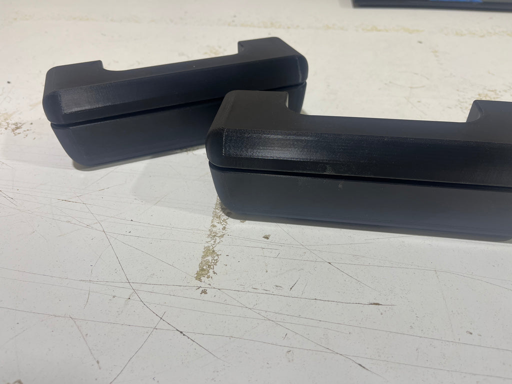 Magnetic Clamshell Armrests | Custom Truck, Hot Rod & Restomod Armrest Handles | 9 Inch